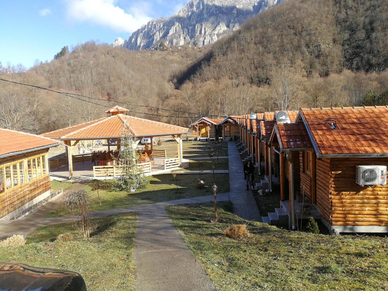 Juzni Vetar Hotel Trnski Odorovci Exterior photo